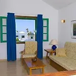 Apartment Acacias