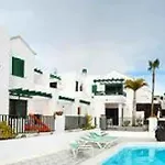 Acacias Apartment *