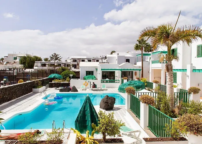 Acacias Apartament *