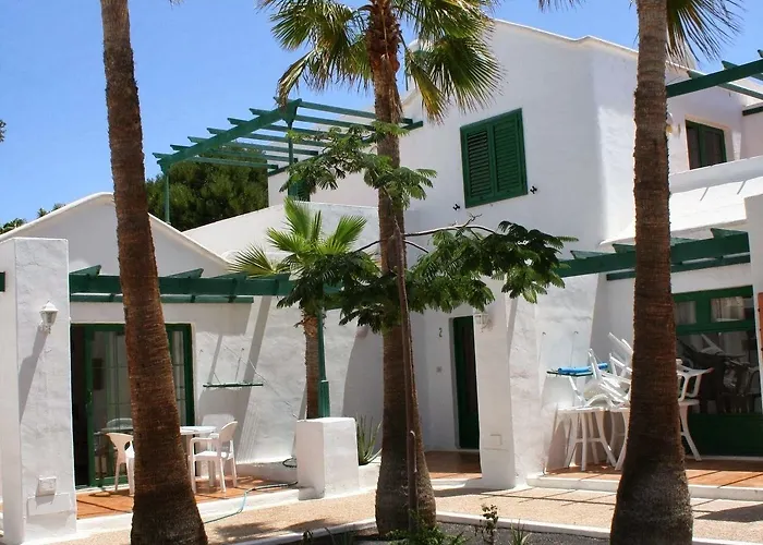 Acacias Apartament *