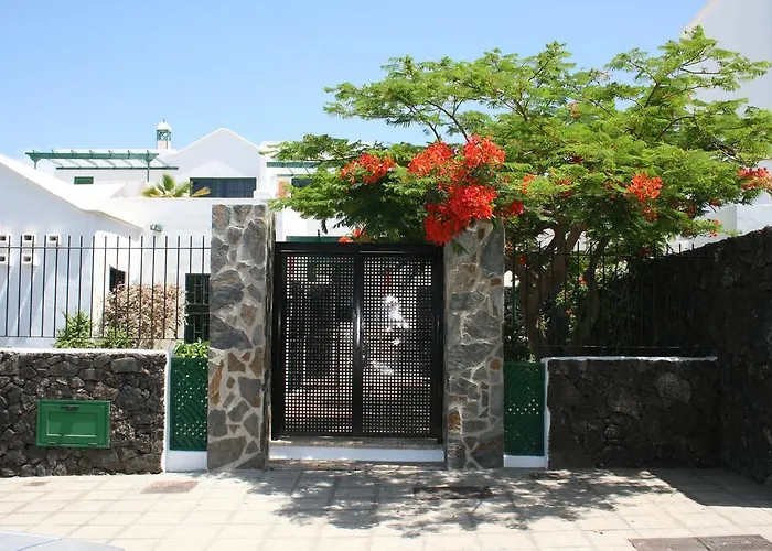 Acacias Apartament Puerto del Carmen (Lanzarote)