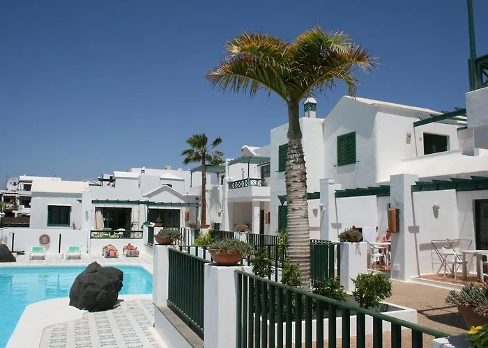 Acacias Apartament *