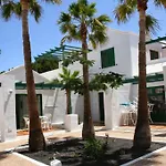 Acacias Apartamento *