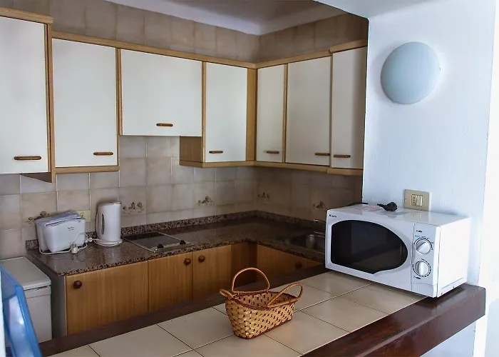 金合欢公寓式酒店 卡门港