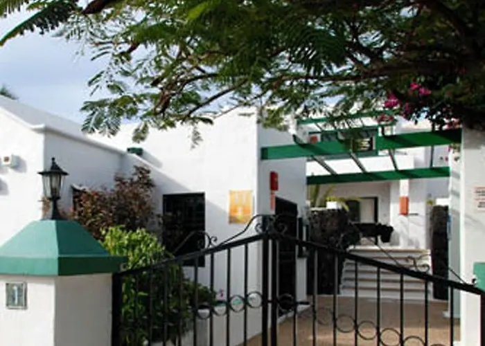 Acacias * Puerto del Carmen (Lanzarote)